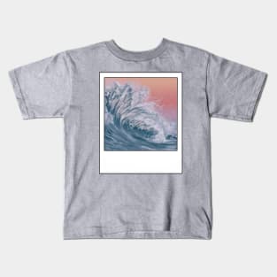 Wave with a Peach Coloured Sky in a frame Kids T-Shirt